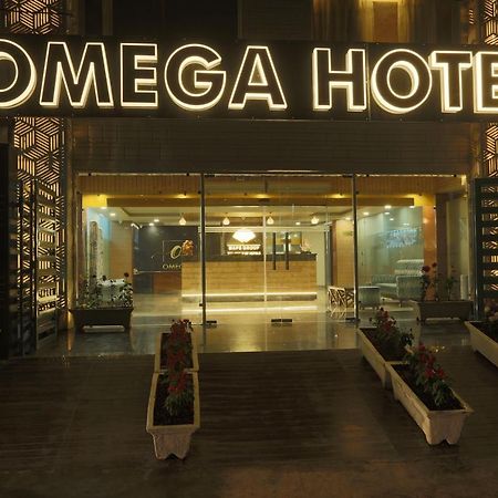 Hotel Omega - Gurgaon Central Dış mekan fotoğraf